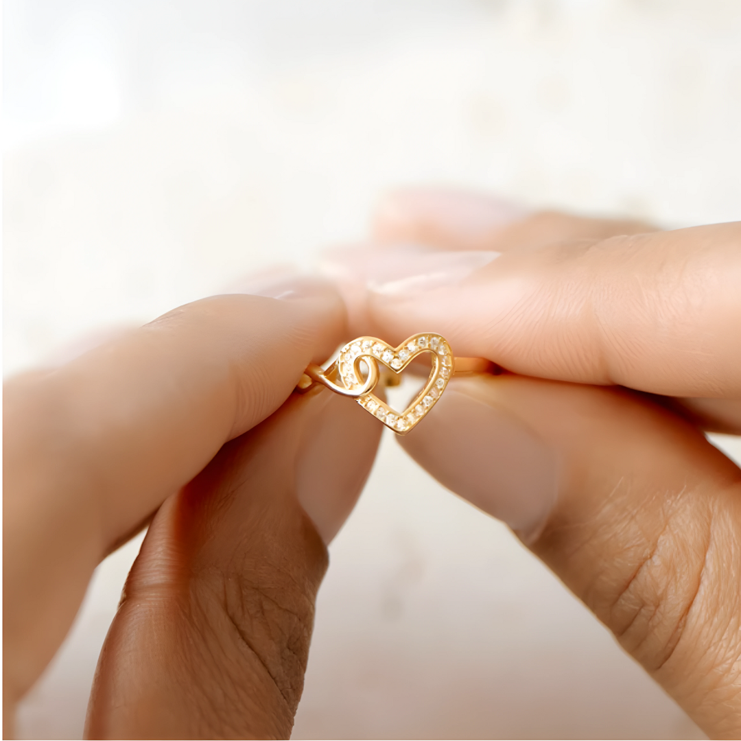 Pierścionek z Motywem Nieskończonego Serca