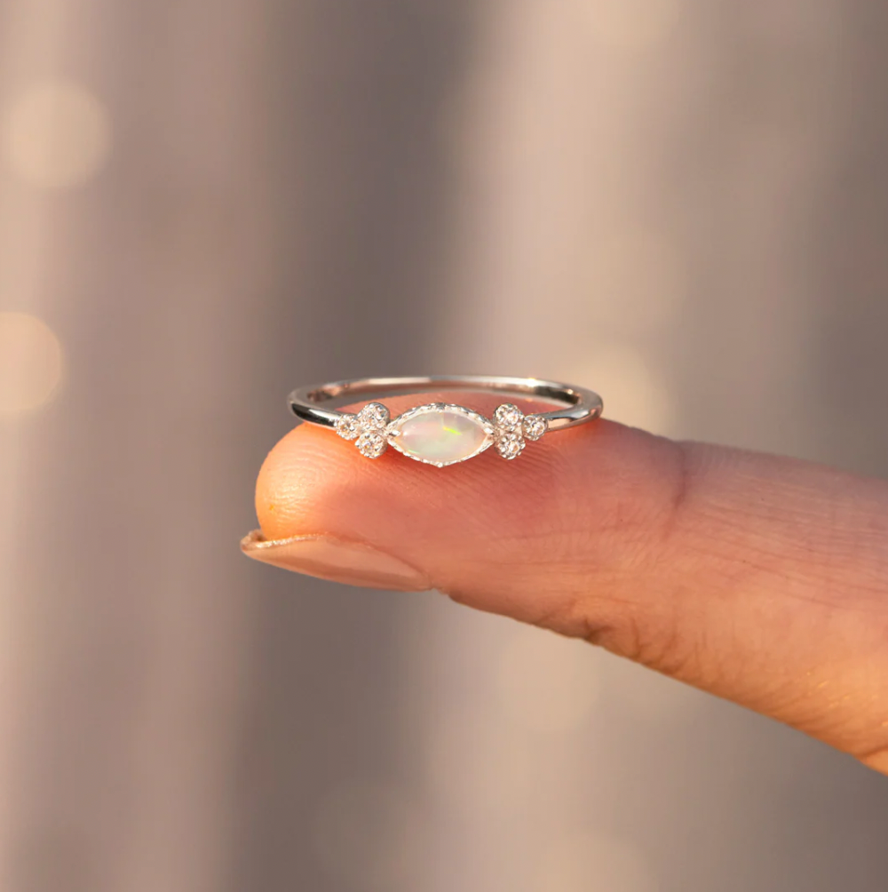 Opalowy Pierścionek Miłości - Dla Matki i Córki