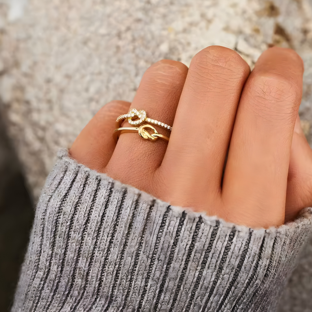 Pierścionek Niezłomnych Węzłów